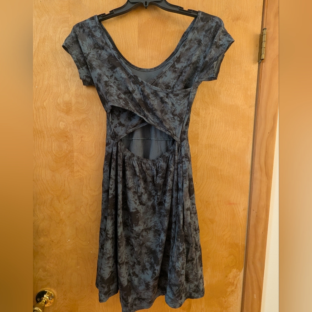 PACT Black and Gray Mini Dress L NEW - Picture 2 of 3